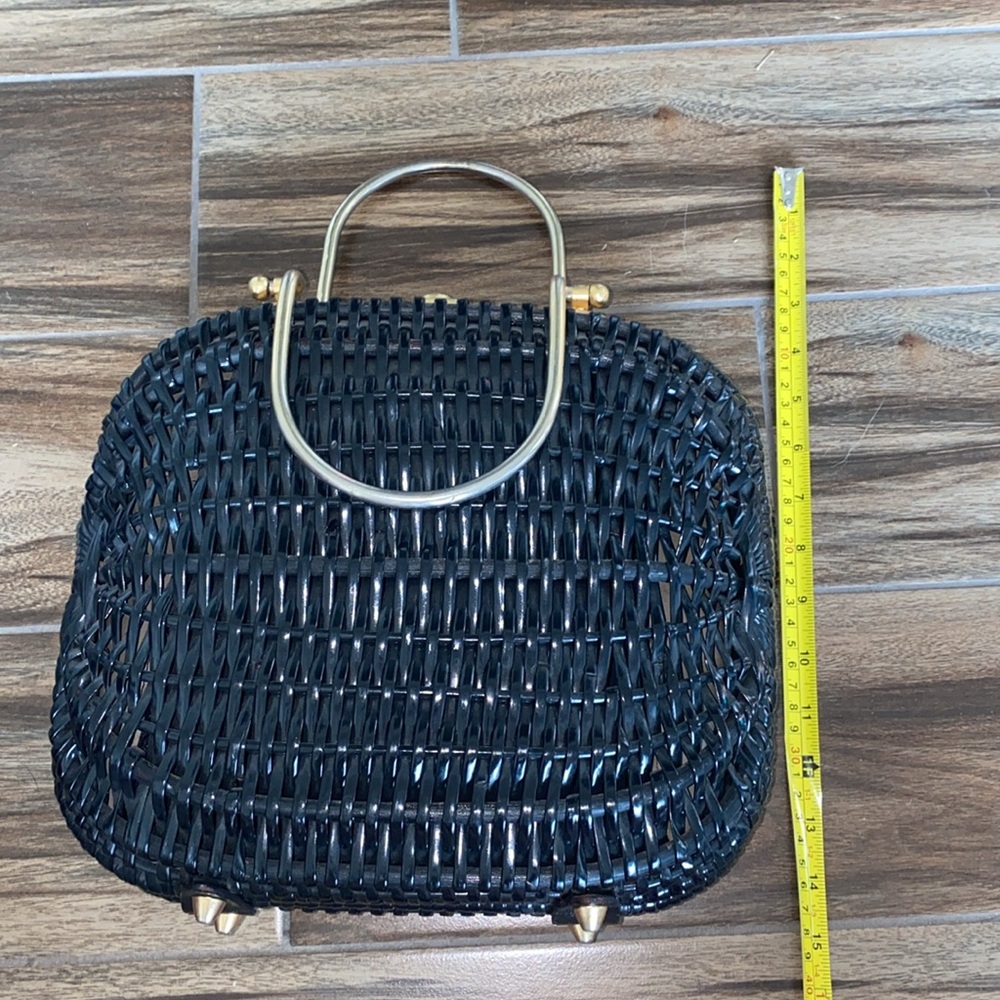 🛍️Adorable Custom Made Black Woven Handbag With Gold Details! - Picture 13 of 15